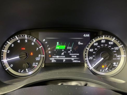 Used 2023 Toyota Highlander XLE image 18