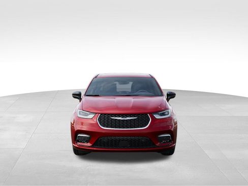 New 2026 Chrysler Pacifica Select AWD/4WD image 7