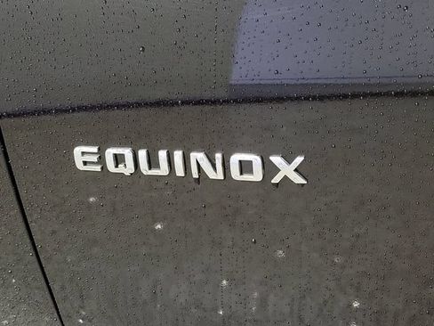 Used 2022 Chevrolet Equinox LT FWD image 9