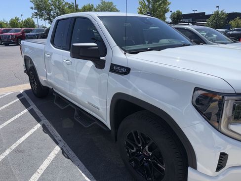 Used 2024 GMC Sierra 1500 Elevation AWD/4WD image 2