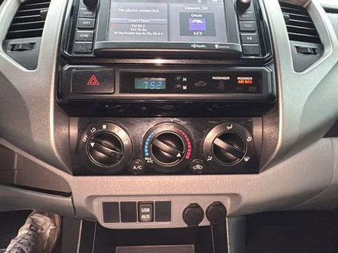 Used 2014 Toyota Tacoma PreRunner w/ TRD Sport Package RWD image 22