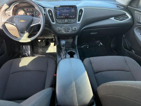 Used 2023 Chevrolet Malibu LT image 13
