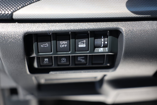 Used 2020 Subaru Forester Limited AWD/4WD image 18