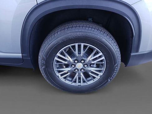 New 2026 Chevrolet Traverse LT w/ Driver Confidence Package image 8