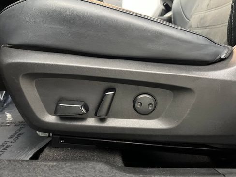 Used 2024 Mitsubishi Outlander SE AWD/4WD image 10