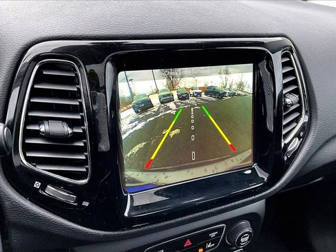 Used 2018 Jeep Compass Limited w/ Navigation Group image 13