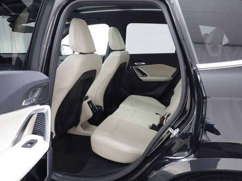 Certified 2025 BMW X1 xDrive28i w/ Convenience Package AWD/4WD image 12