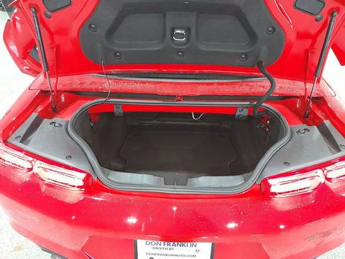 Used 2023 Chevrolet Camaro LT w/ Technology Package image 28