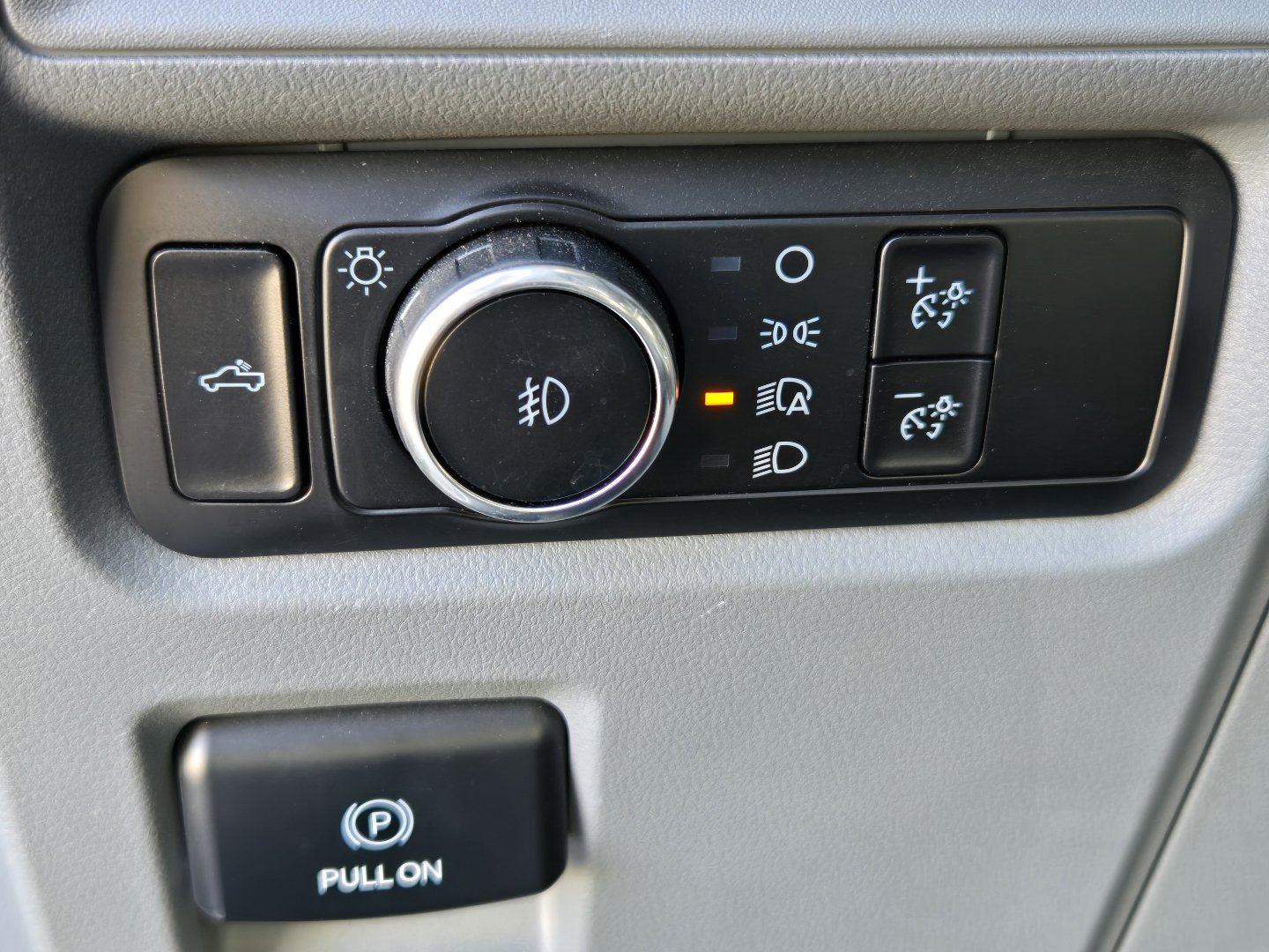 Used 2023 Ford F150 XLT w/ Equipment Group 301A Mid AWD/4WD image 19