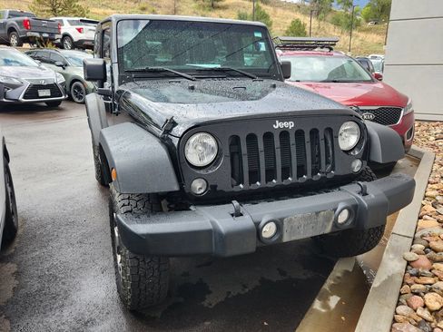 Used 2014 Jeep Wrangler Sport AWD/4WD image 17