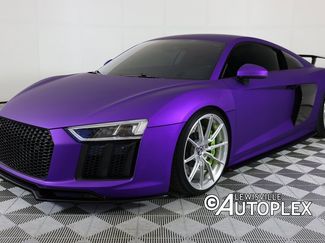 Used 2017 Audi R8 V10 w/ Carbon Exterior Package video 1