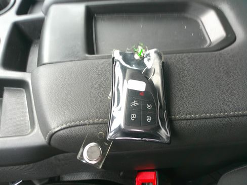 Used 2024 Chevrolet Silverado 1500 Custom Trail Boss image 36