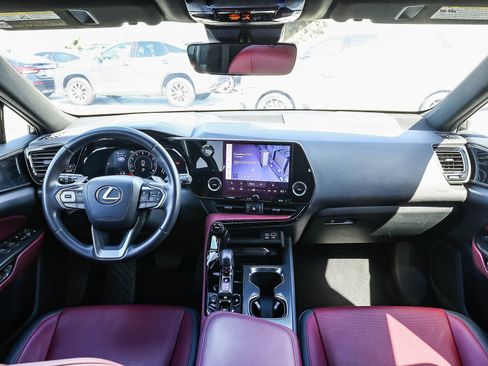 Used 2022 Lexus NX 250 FWD image 13
