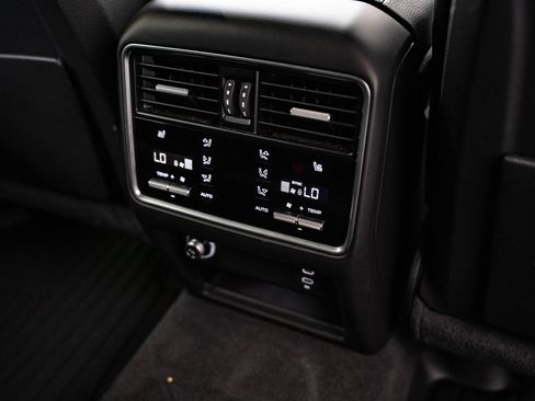 Certified 2020 Porsche Cayenne AWD/4WD image 45