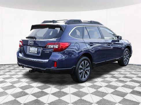 Used 2017 Subaru Outback 2.5i Limited image 10