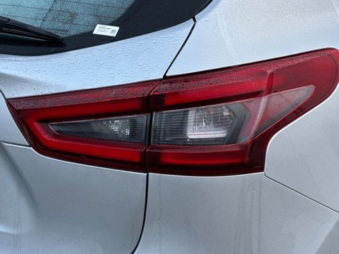 Certified 2022 Nissan Rogue Sport S image 49