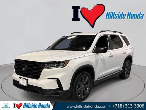 Certified 2023 Honda Pilot Sport image 1