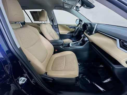 Used 2024 Toyota RAV4 XLE image 11