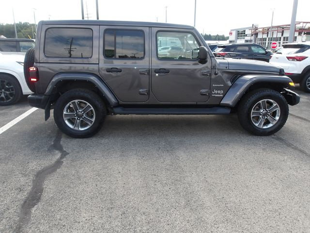 Used 2022 Jeep Wrangler Unlimited Sahara w/ Cold Weather Group AWD/4WD image 8