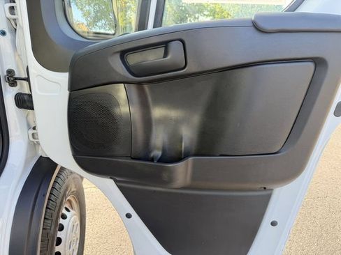 Used 2025 RAM ProMaster 2500 w/ Convenience Group FWD image 22