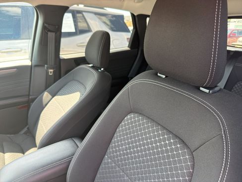 Used 2024 Ford Escape Active w/ Cold Weather Package FWD image 10