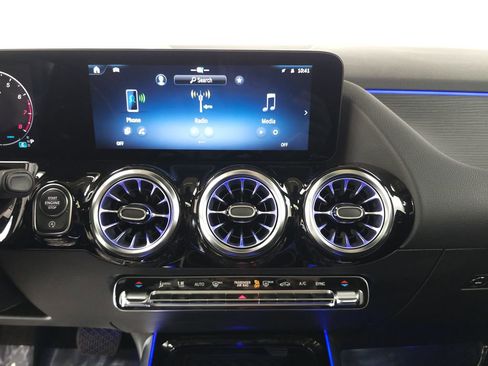 Certified 2026 Mercedes-Benz GLA 250 4MATIC image 15