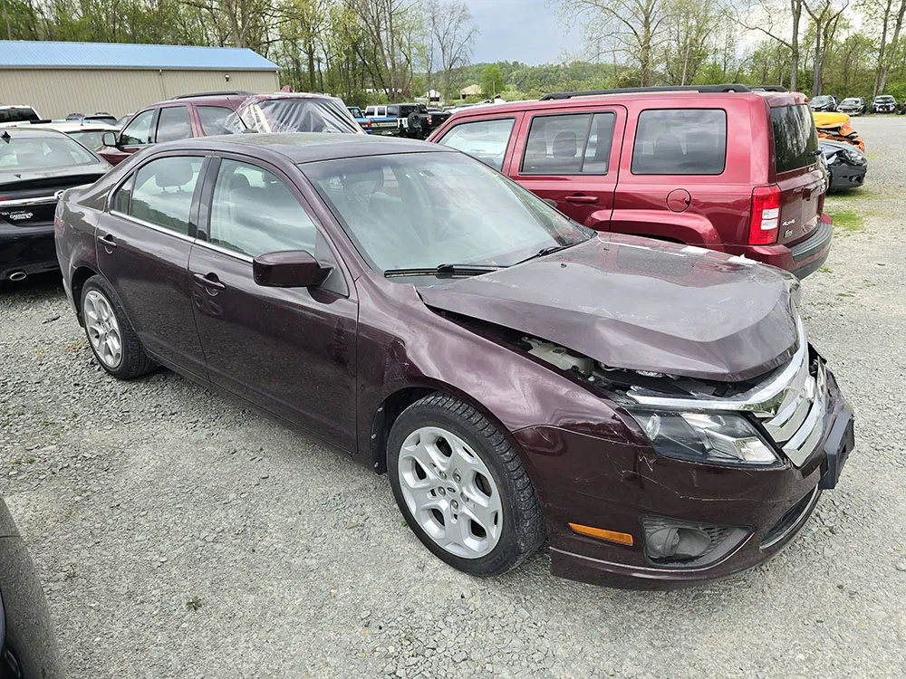 Used 2011 Ford Fusion SE w/ 202A Rapid Spec Order Code FWD image 4