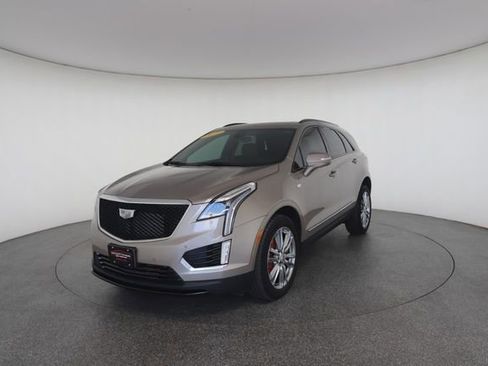 Used 2023 Cadillac XT5 Sportv w/ LPO, Floor Liner Package image 2