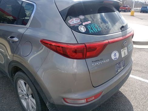 Used 2017 Kia Sportage LX w/ LX Popular Package image 7