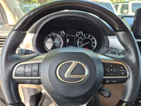 Used 2023 Lexus GX 460 Premium w/ Accessory Package AWD/4WD image 13