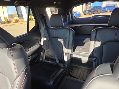 New 2025 Honda Pilot TrailSport image 14