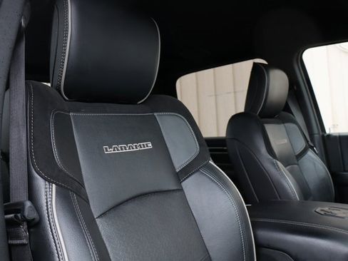 Used 2021 RAM 2500 Laramie w/ Night Edition image 50