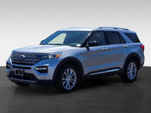 Used 2024 Ford Explorer Limited AWD/4WD image 7