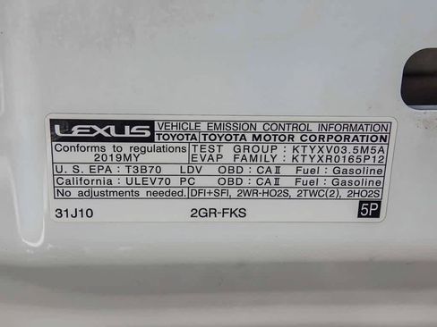 Used 2019 Lexus IS 350 F Sport w/ F Sport Package image 28