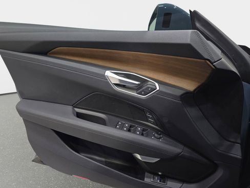 Used 2023 Audi e-tron GT Premium Plus AWD/4WD image 30