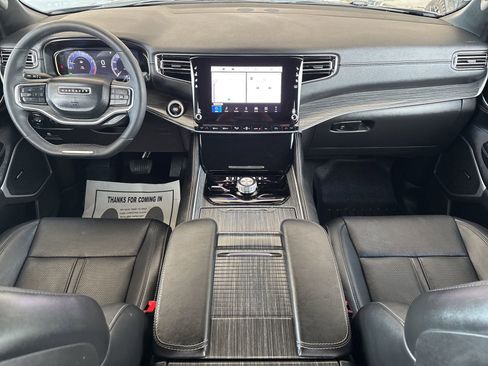 Used 2023 Jeep Wagoneer Series II w/ Premium Group I image 20