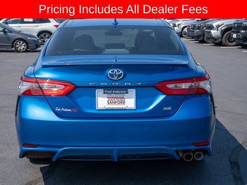 Used 2019 Toyota Camry SE FWD image 4