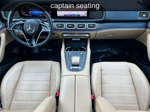 Used 2024 Mercedes-Benz GLS 450 4MATIC image 2