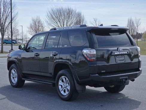 Used 2019 Toyota 4Runner SR5 Premium image 6