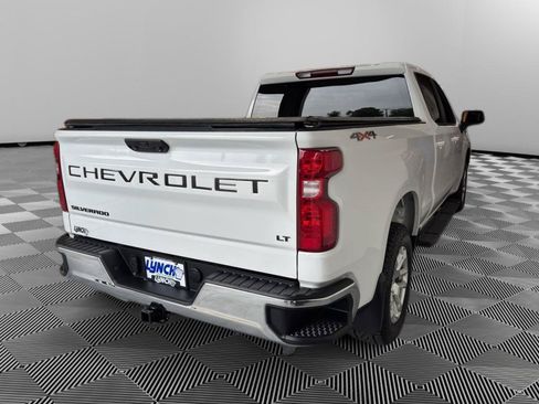 Used 2023 Chevrolet Silverado 1500 LT w/ LPO, Dark Essentials Package AWD/4WD image 5