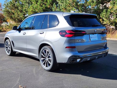 New 2026 BMW X5 xDrive40i image 3