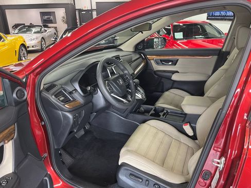 Used 2018 Honda CR-V EX image 32