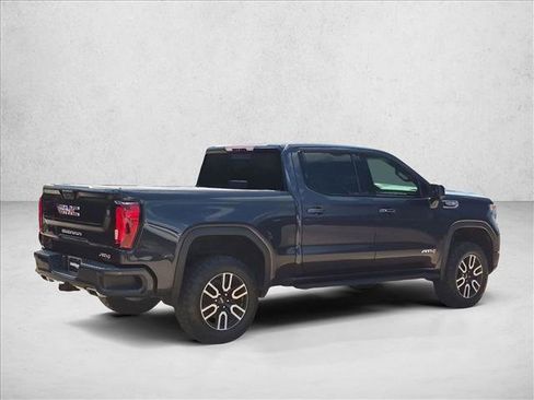 Used 2022 GMC Sierra 1500 AT4 w/ AT4 Premium Package AWD/4WD image 5