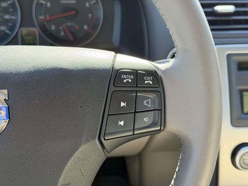 Used 2009 Volvo C70 T5 image 8