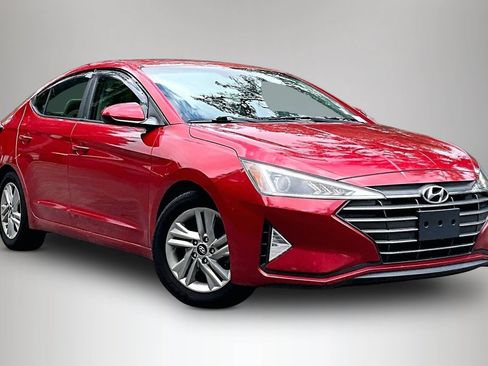 Used 2020 Hyundai Elantra SEL FWD image 2