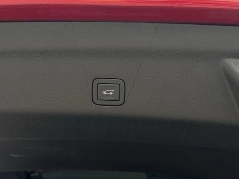 New 2026 Cadillac Escalade ESV Platinum Luxury w/ LPO, Floor Liner Package image 29