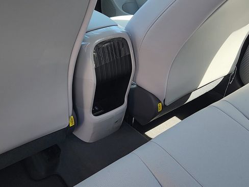 New 2026 Hyundai Kona SE AWD/4WD image 16