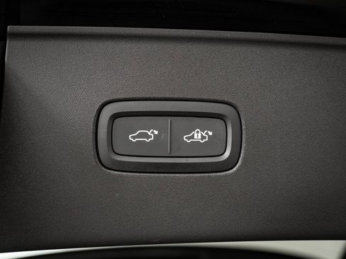 Used 2025 Volvo EX90 Plus image 21