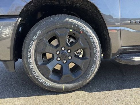 New 2026 RAM 1500 Express image 14