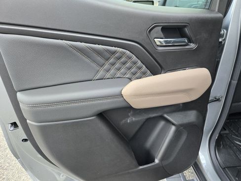 New 2026 GMC Canyon Denali image 38